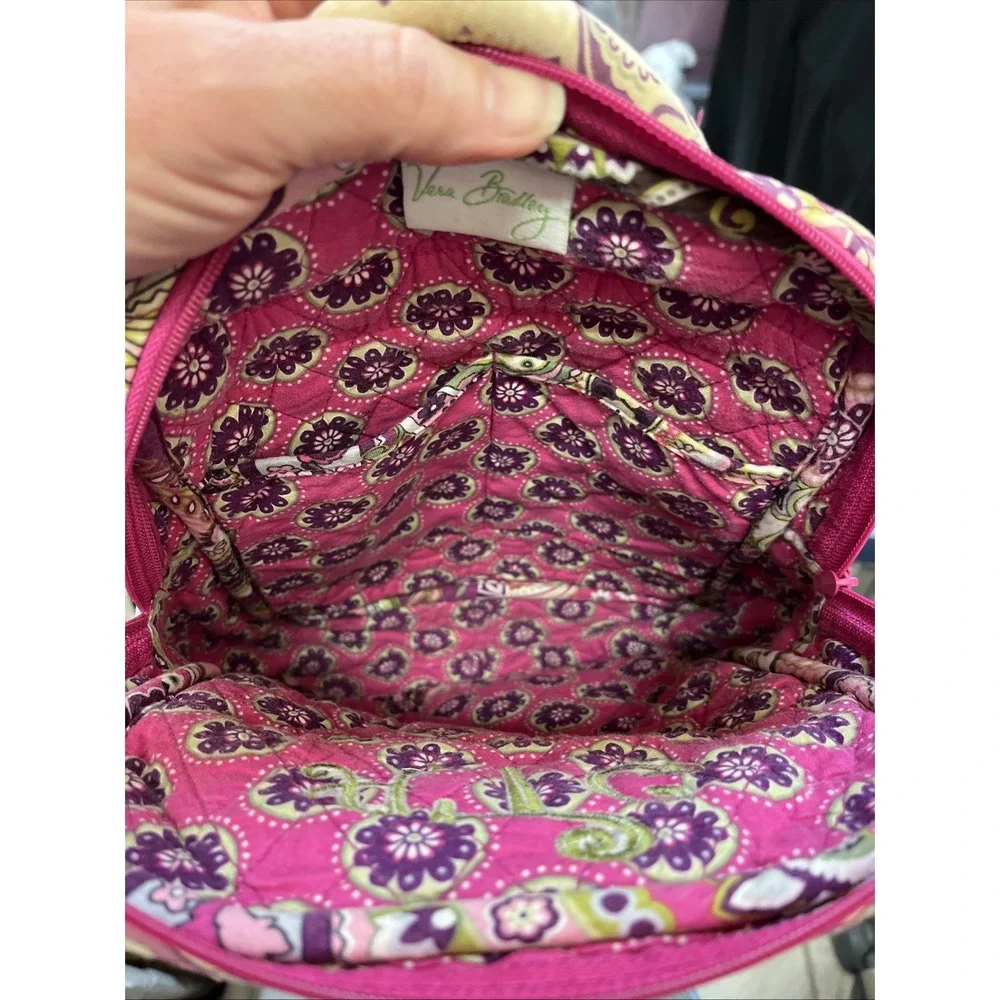 Vera Bradley Retired 2010 'Very Berry Paisley' Small Backpack Adjustable Strap - Picture 8 of 9